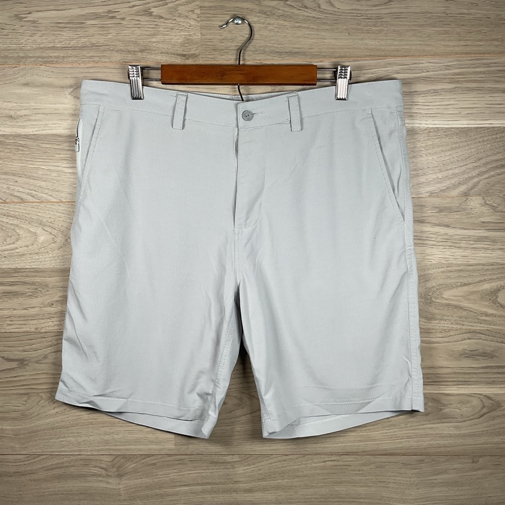 Tasc Performance Tailored Shorts – Light Gray – Size 36